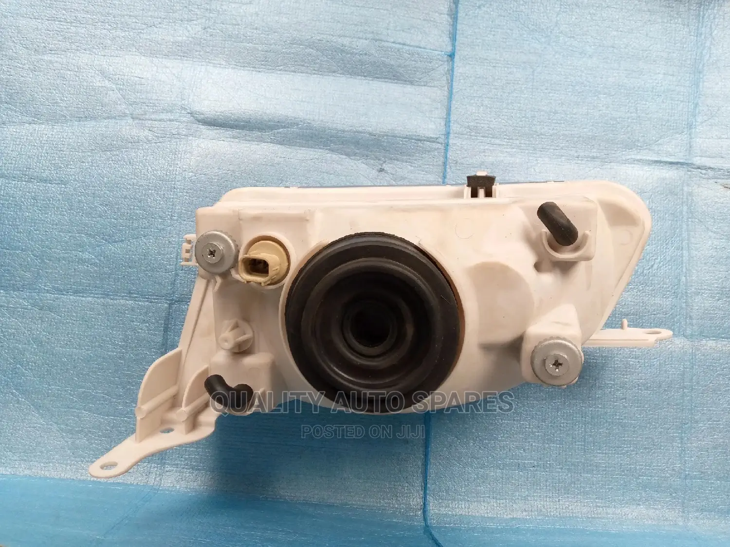 Headlight for Toyota 111