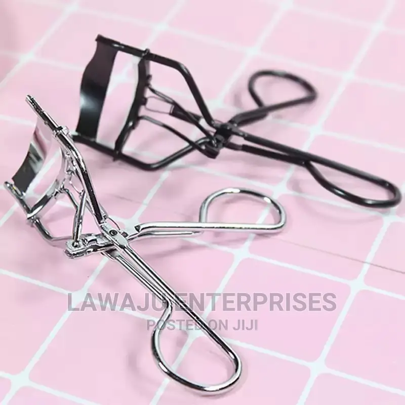 Eyelash Curler