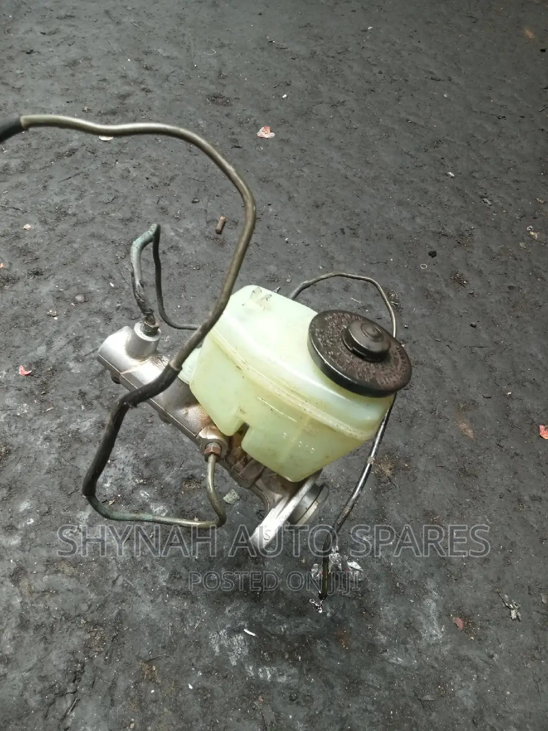 Brake Master Cylinder Land Cruiser