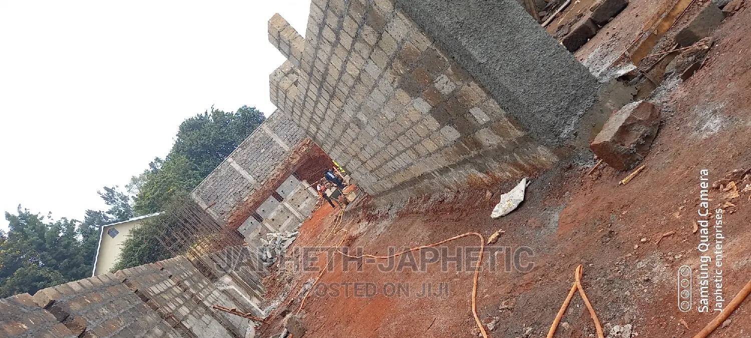 Machine Cut Stones,Sand,Ballast,Hardcore ,Etc