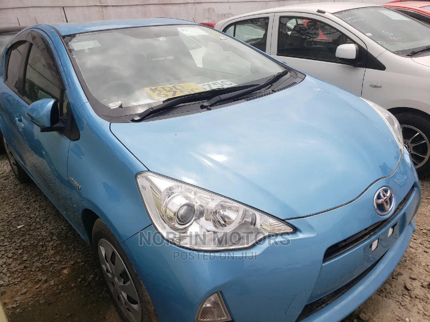 Toyota Aqua 2014 Blue