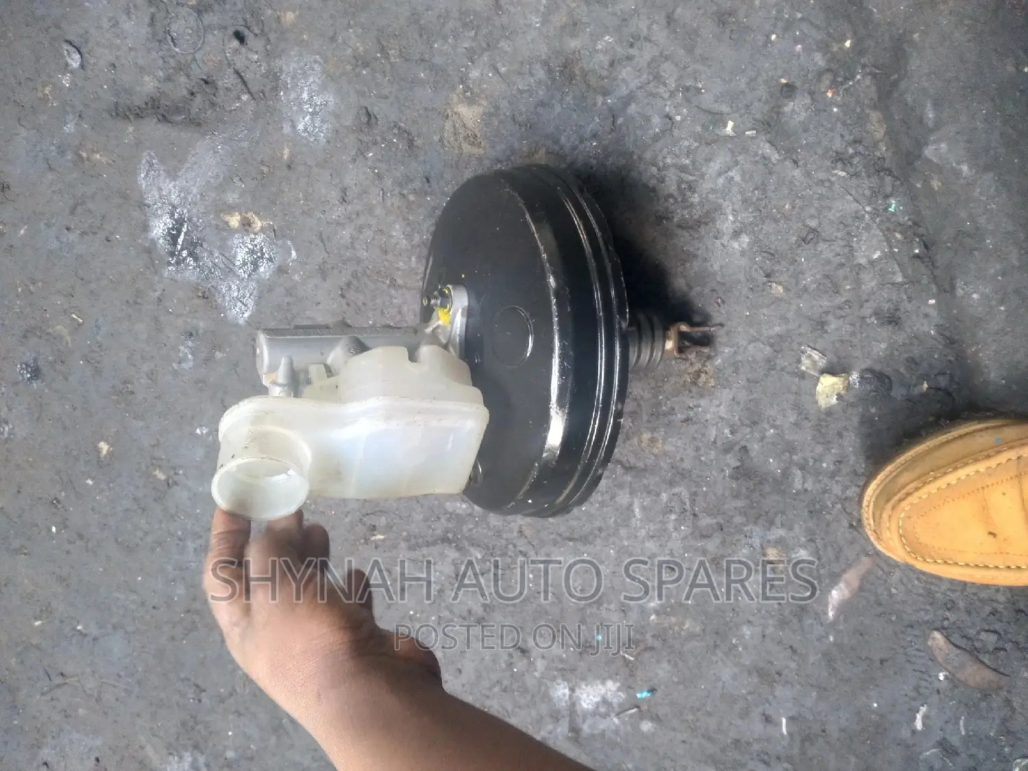 Brake Booster and Master Cylinder Toyota Probox