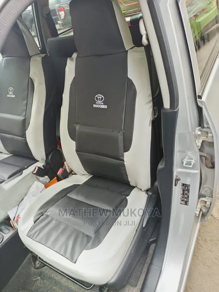 Succeed Toyota Car Seat Covers