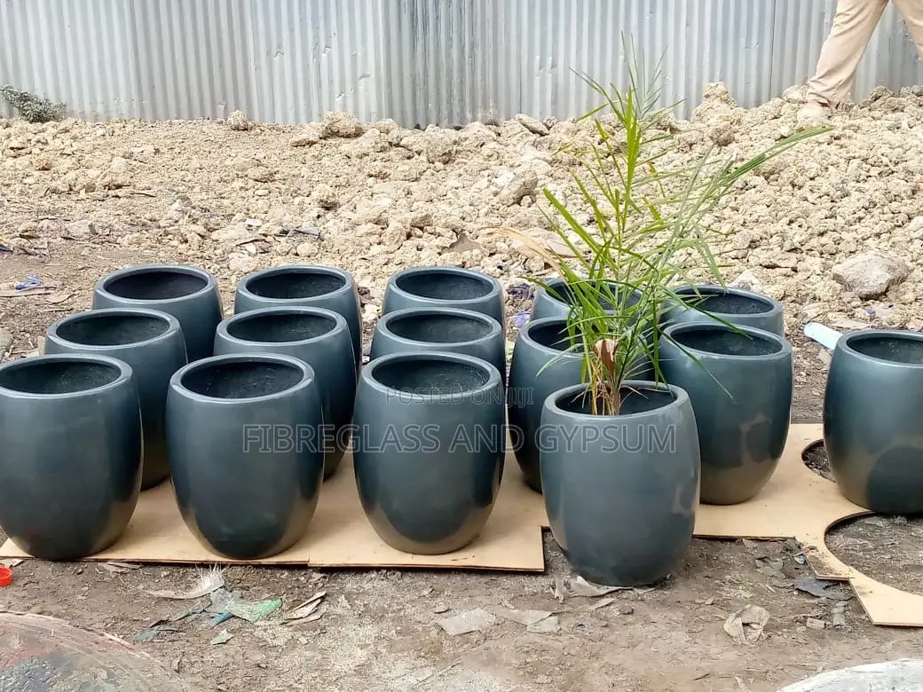 Fibreglassflower Pots/Planters