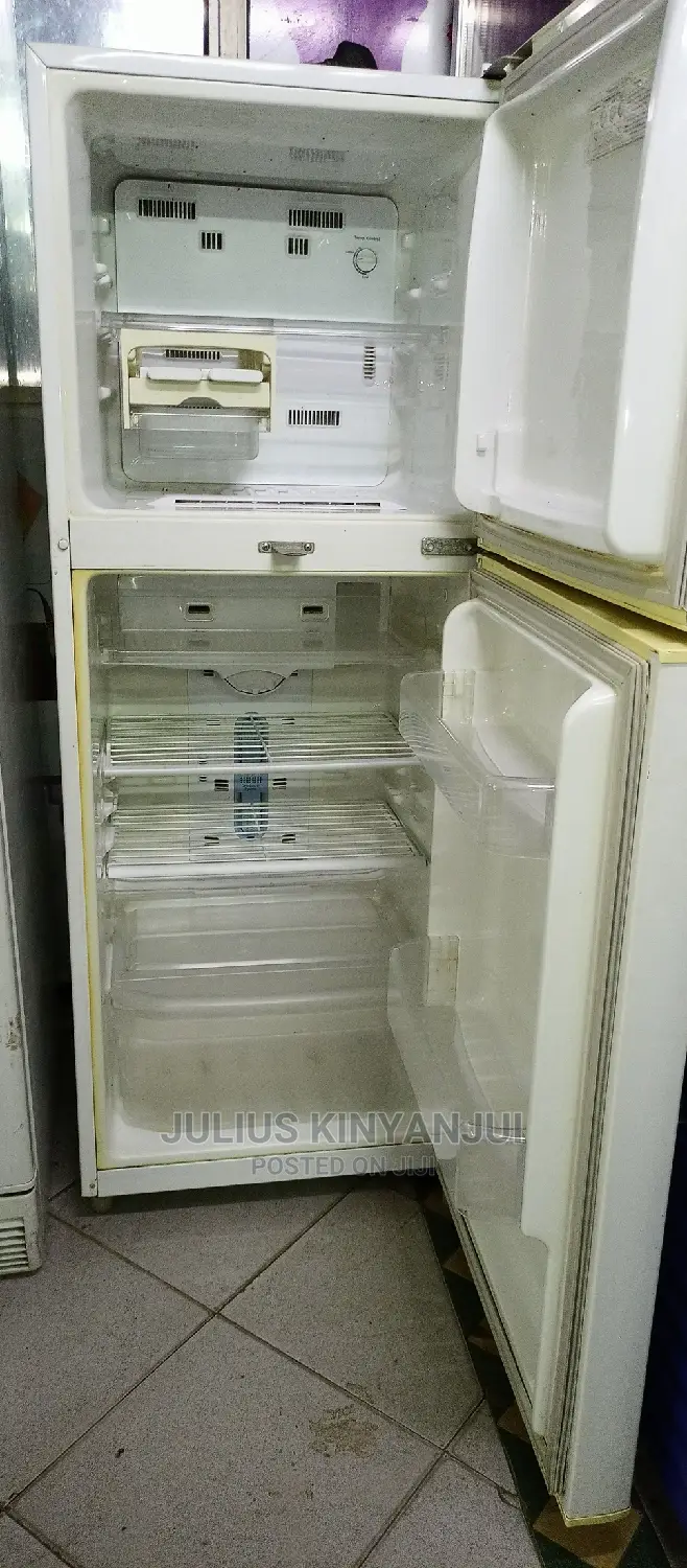 Samsung Fridge 260l