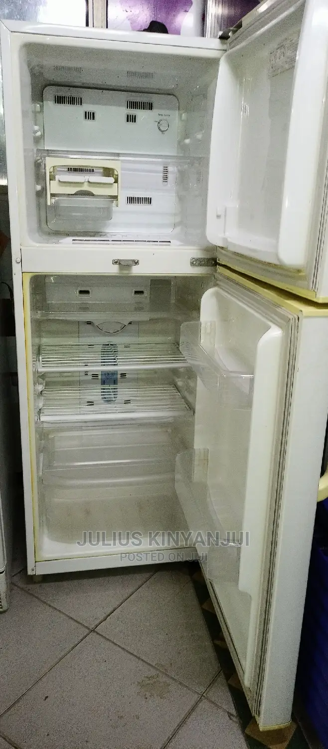 Samsung Fridge 260l
