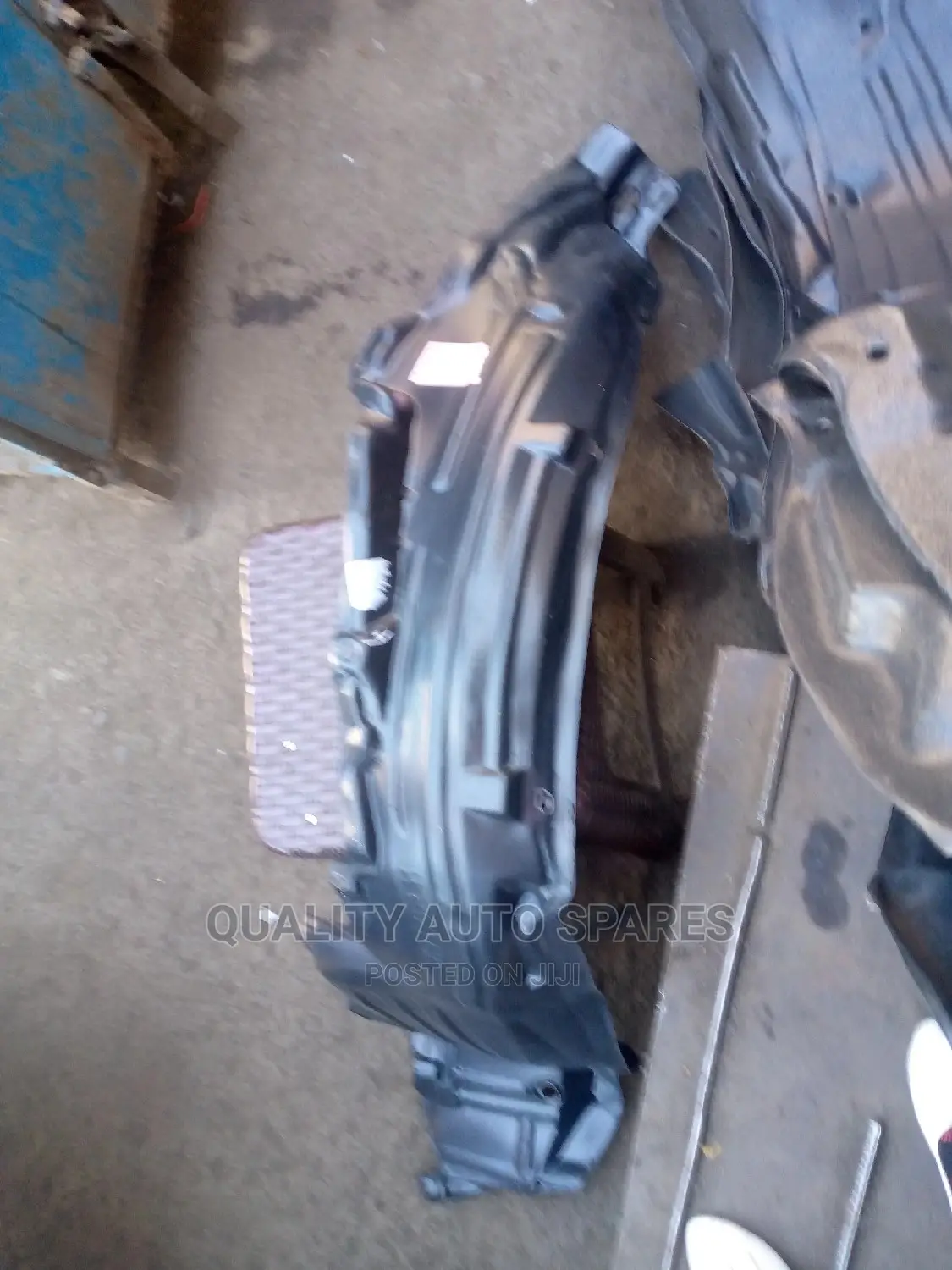 Nissan B15 Liner Fender