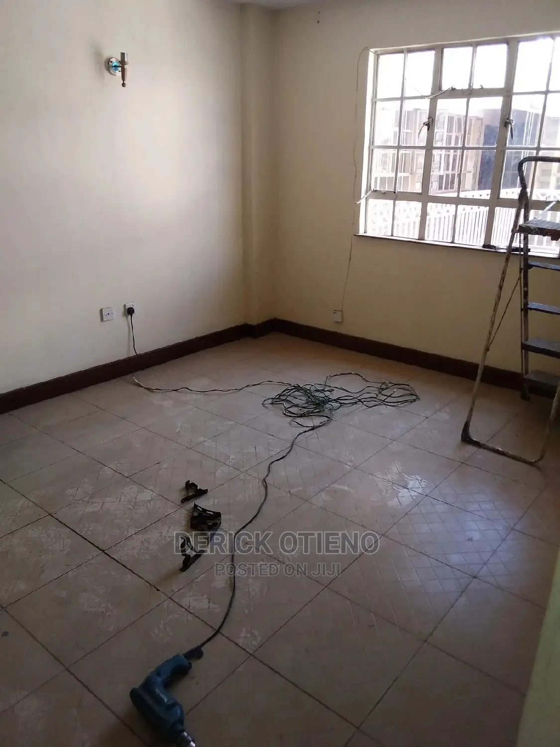 2bdrm Apartment in West for Rent