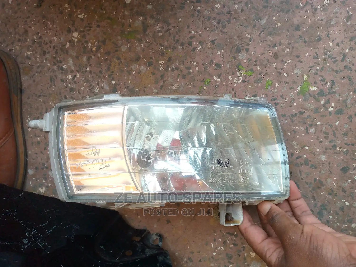 Toyota Fielder Old Model Foglight