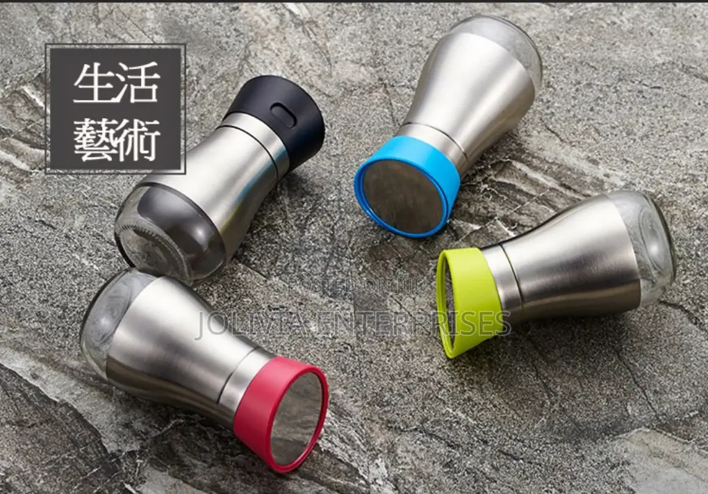 Salt / Pepper Shakers