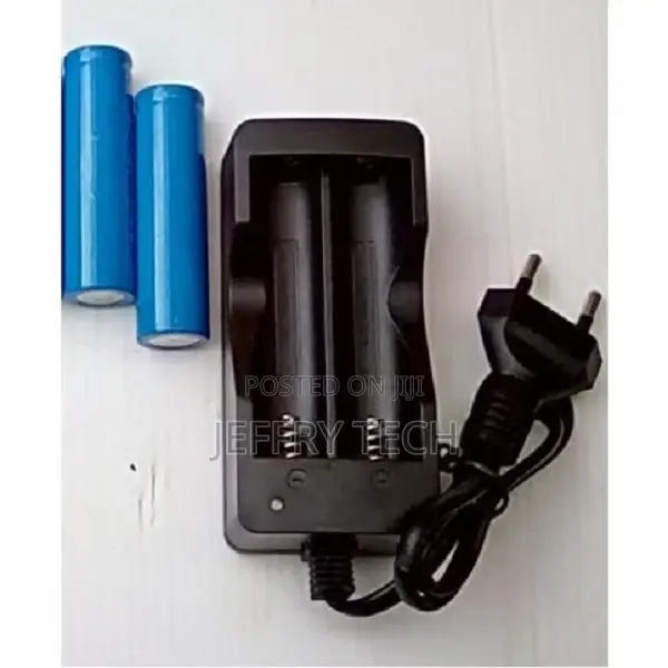 Rechargeable Lithium Battery 18650 3.7v 7800mah + Charger
