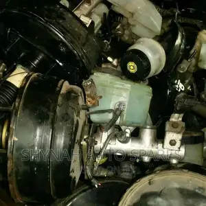 Booster and Master Cylinder Hillux