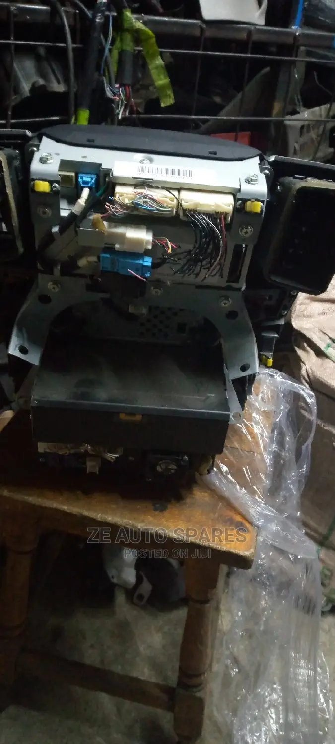 Harrier 240 Radio