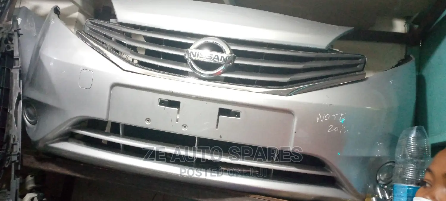 Nissan Note 2012 Nosecut