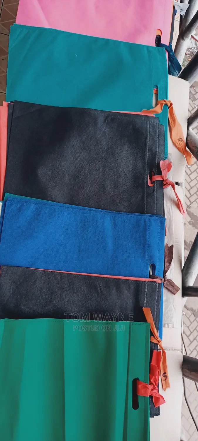 Non-wooven Carrier Bags