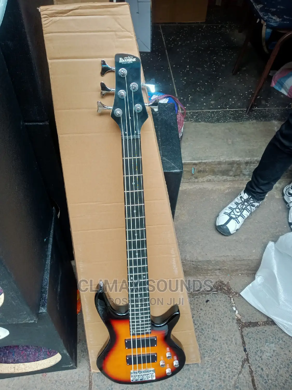 Ibanez Bass Guitar 5 String Sunburst