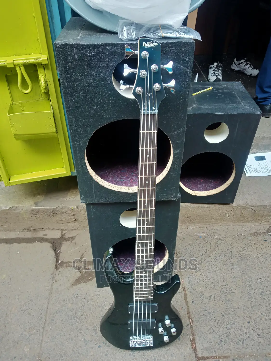 Ibanez Bass Guitar 5 Strings Black