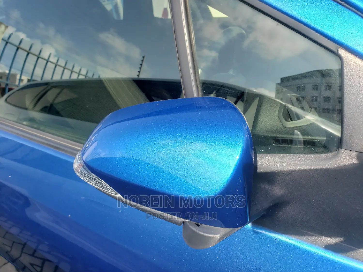 Toyota Vitz 2014 Blue