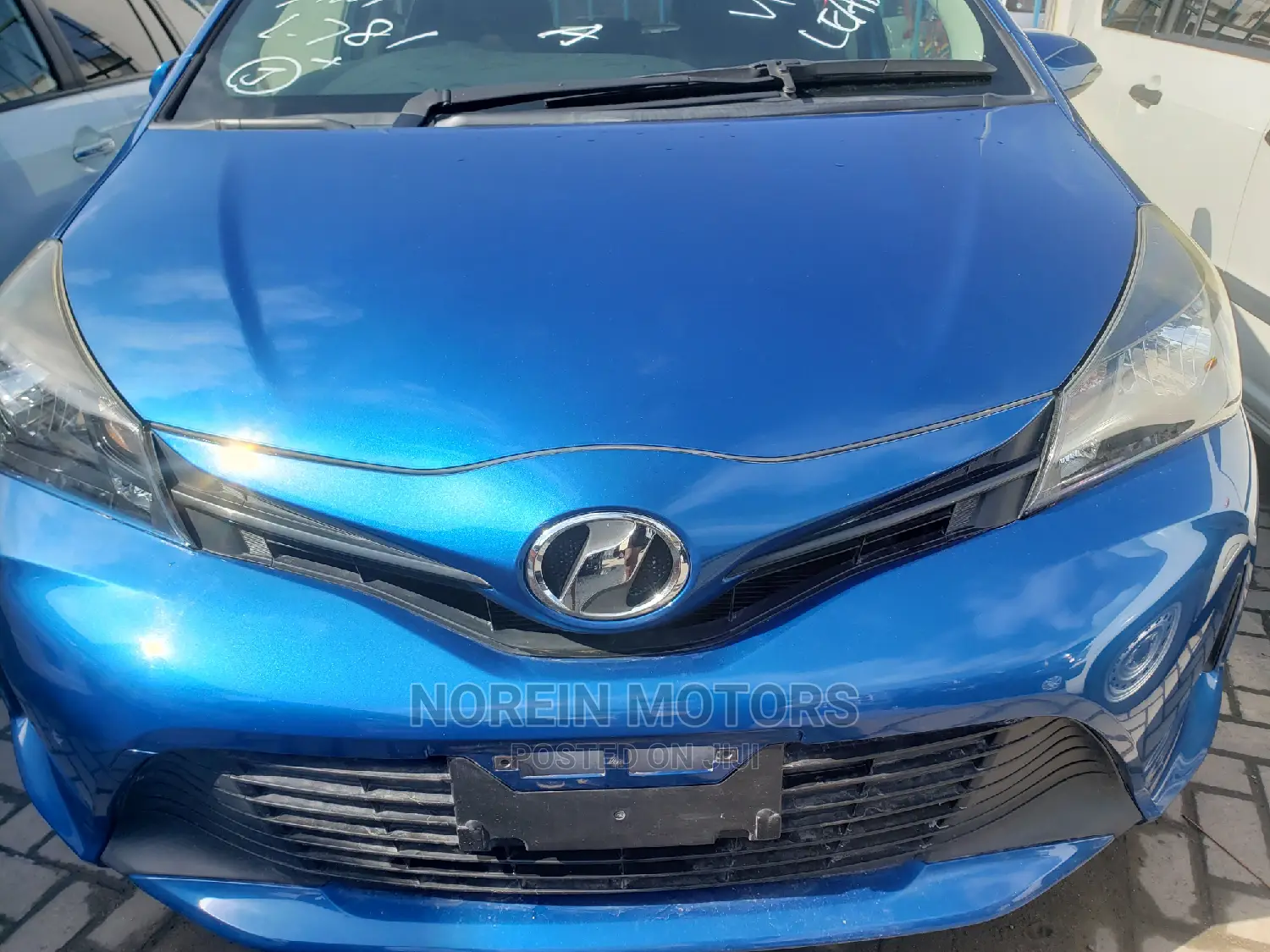 Toyota Vitz 2014 Blue