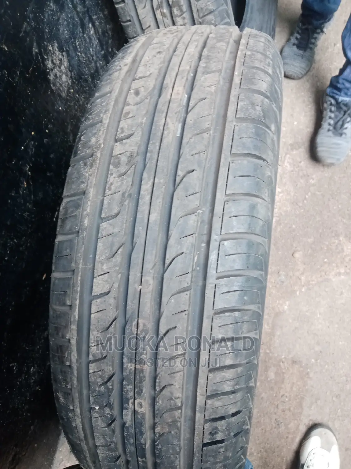 265/70r17 Dunlop Tyre Made in Japan (GRANDTREK PT3