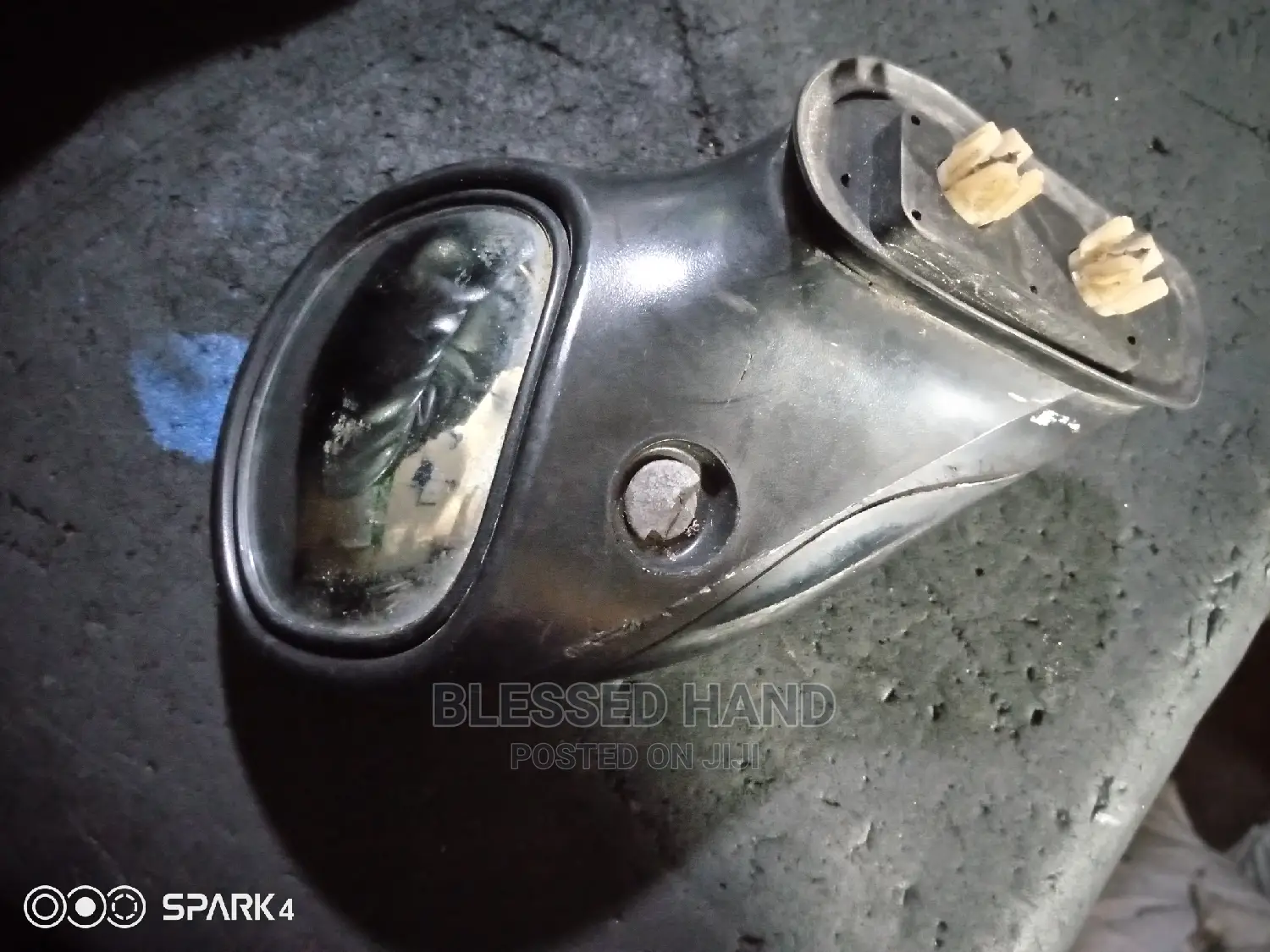 Wingmirror Nissan Extrai Old Model