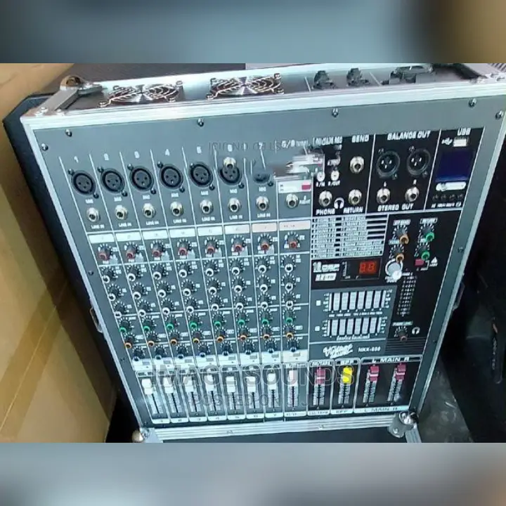 Powered Mixer 9channel With Case