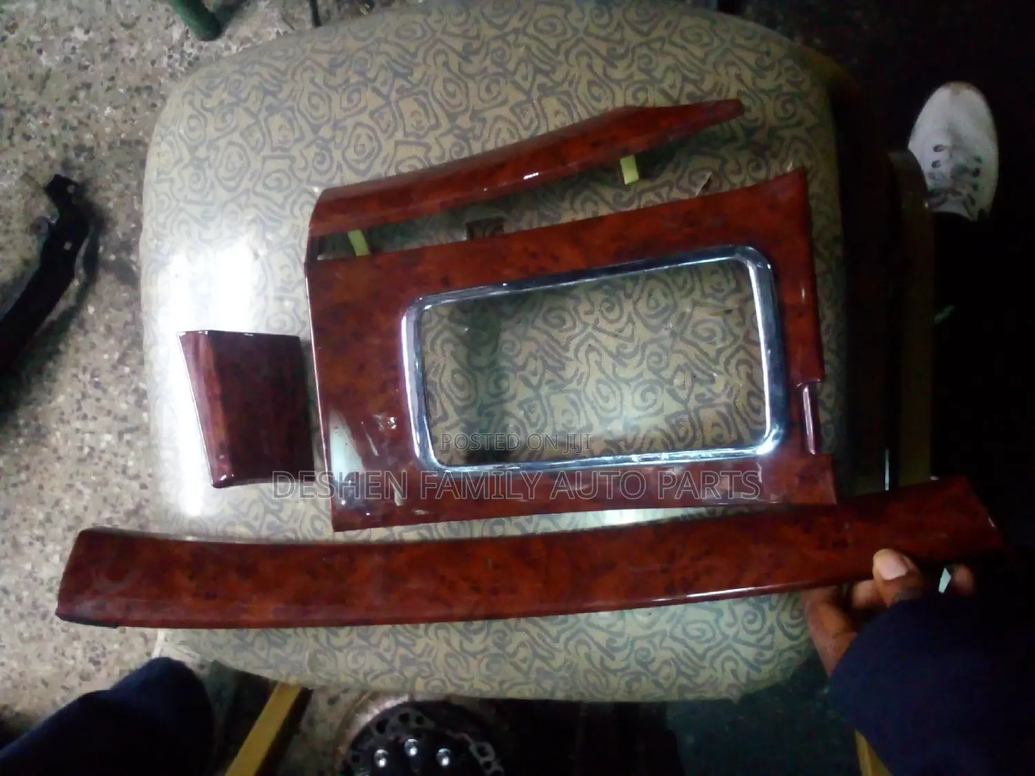 Formica Premio 240