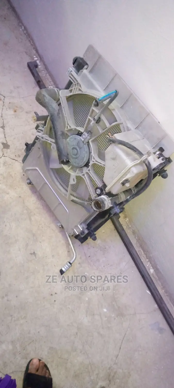 Ractis 2008 Radiator Complete With Ac