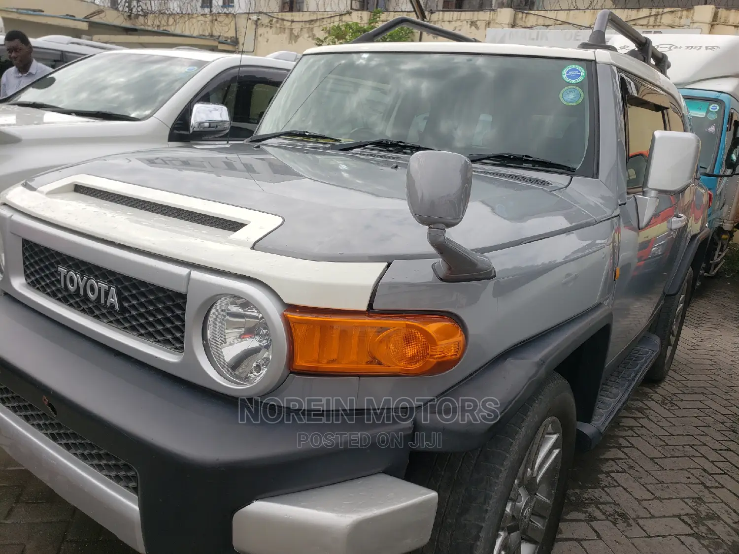 Toyota FJ Cruiser 2014 Gray