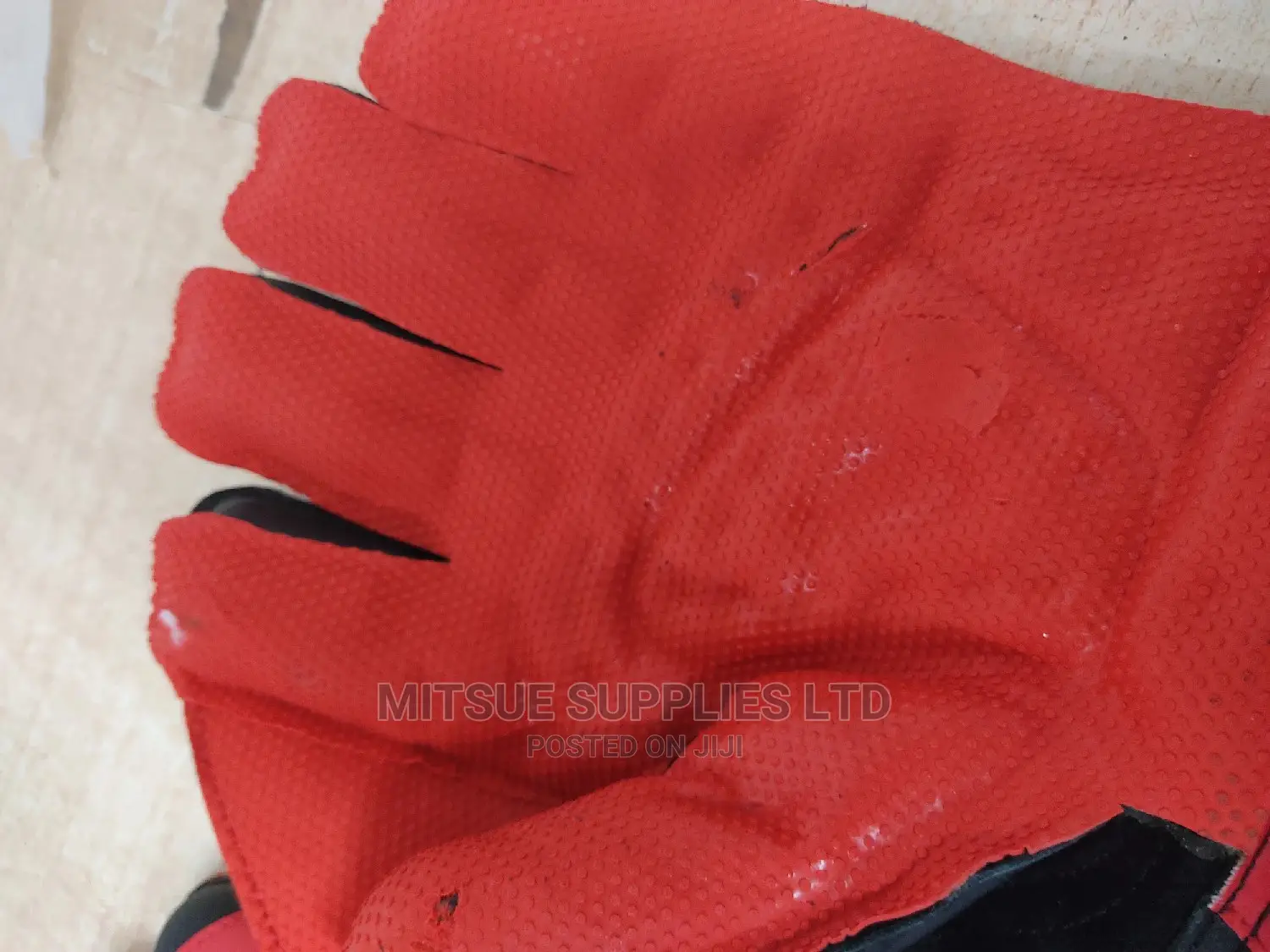 Pair of Cricket Wicket Keeping Gloves Senior