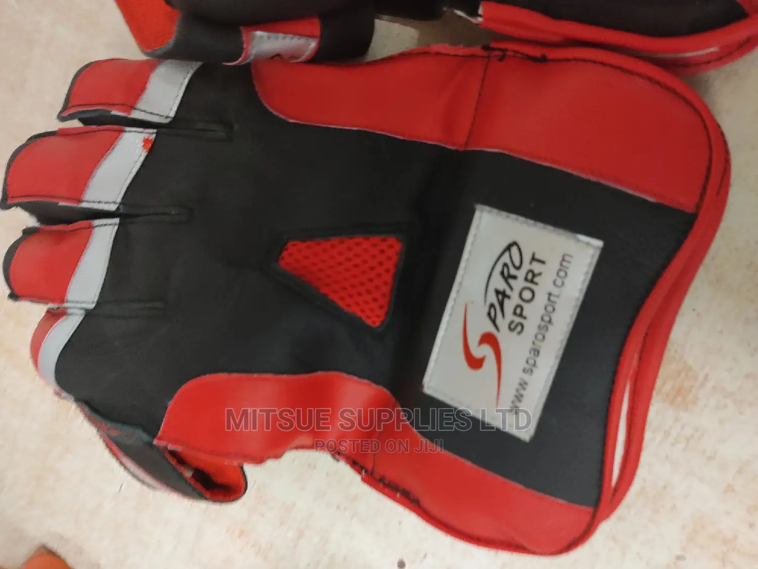 Pair of Cricket Wicket Keeping Gloves Senior