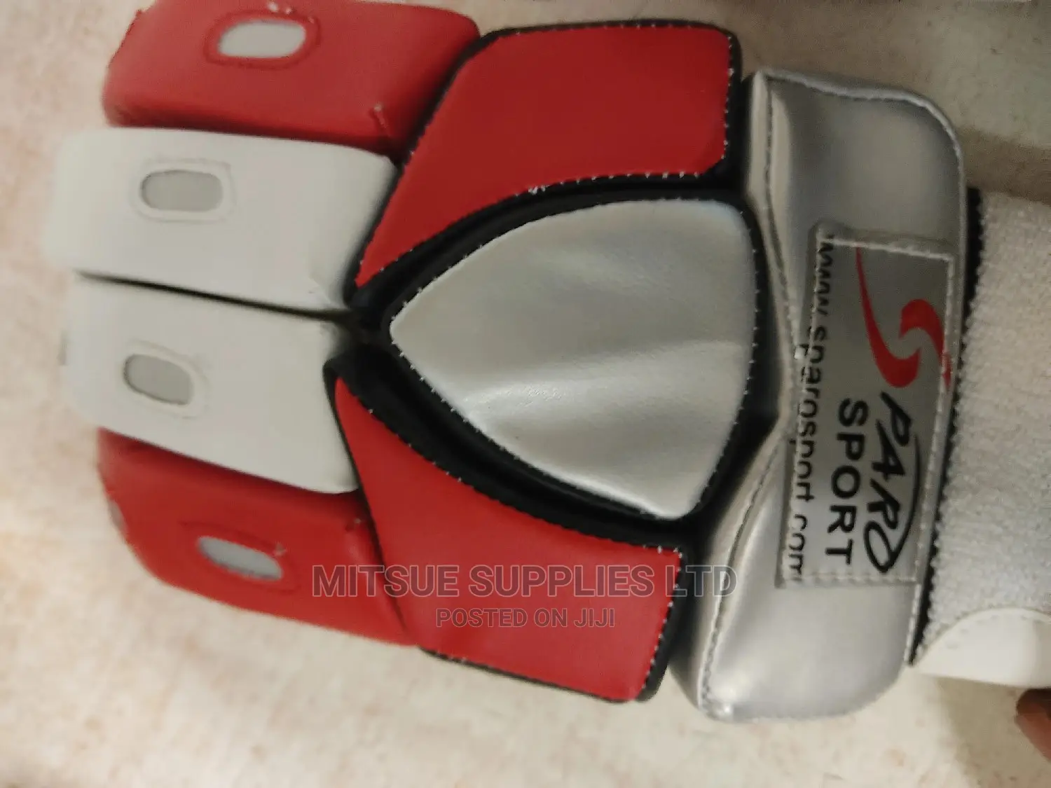A Pair Of Sparo Cricket Batting Gloves Senior For Player