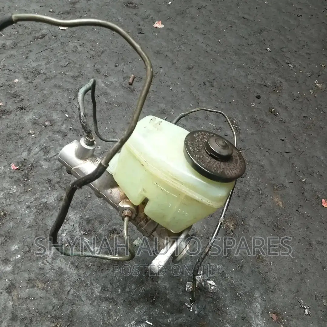 Master Cylinder Landcruizer
