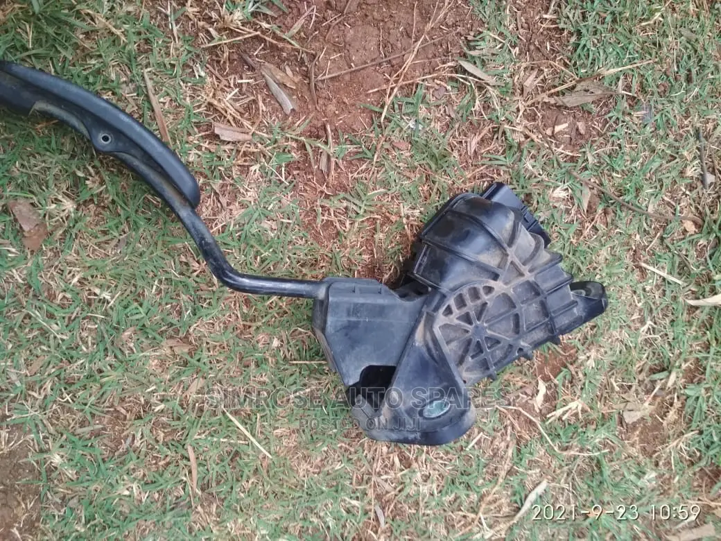 Pedal Sensor for Toyota Hiace