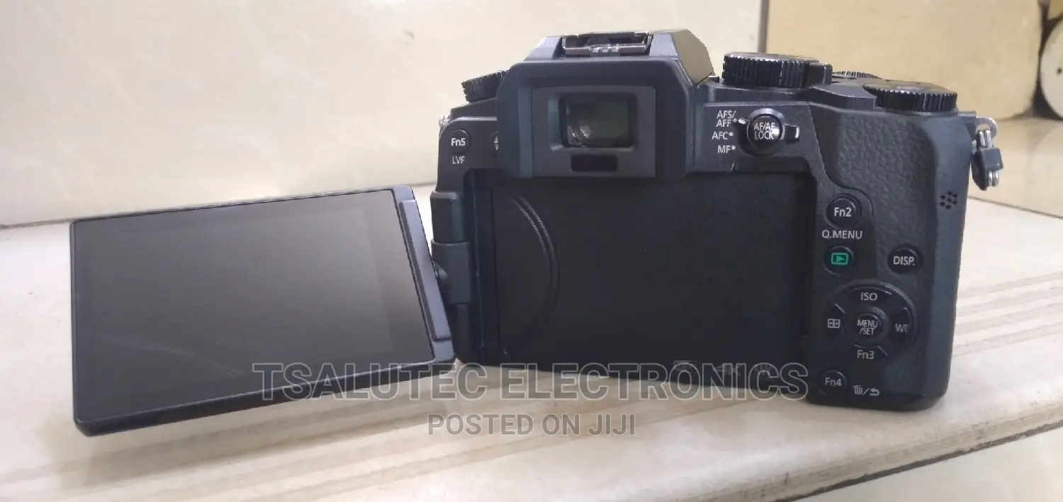 Lumix G7 DSLR Mirroless Camera
