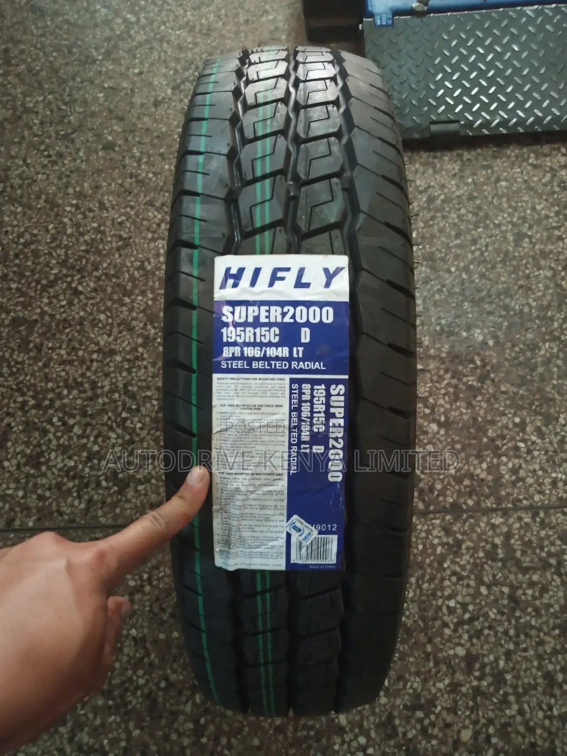 Hifly 195R15C.