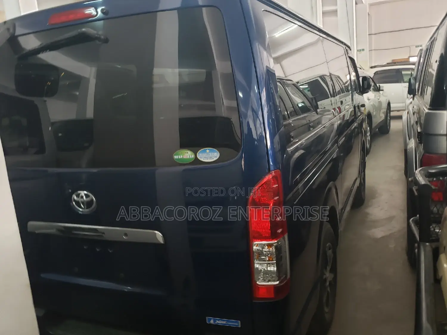 Hiace 7L Manual DIESEL 2015 Model