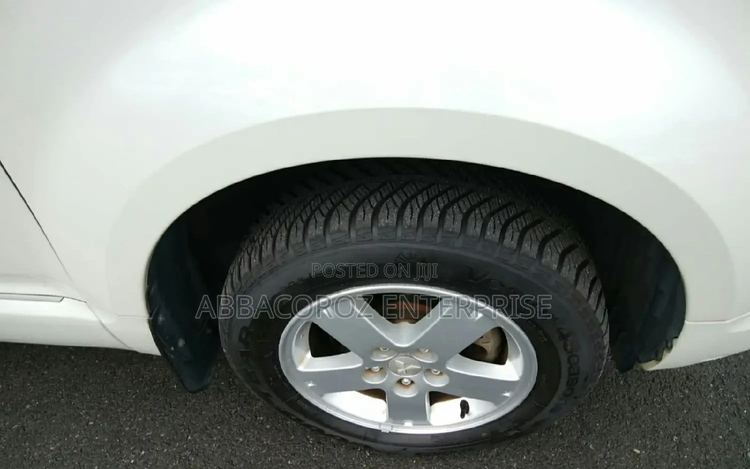 Mitsubishi Delica 2014 Pearl