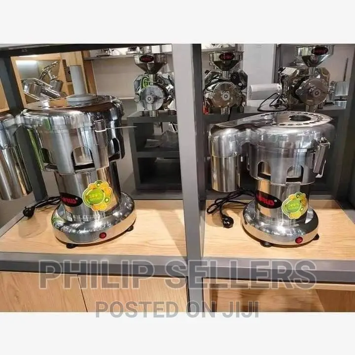 Commercial Grade Blender Fruit Juicer and Vegetable Extracto