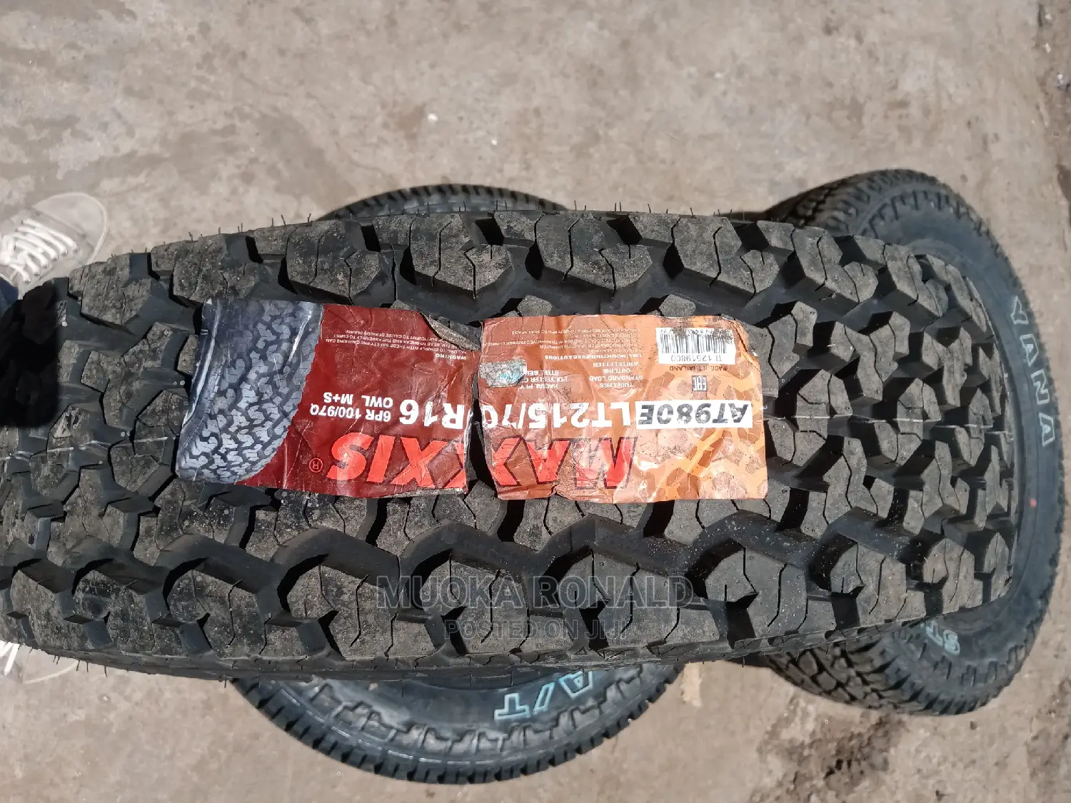 215/70r16 MAXXIS TYRE(Worm-drive) Made in Thailand (A/T