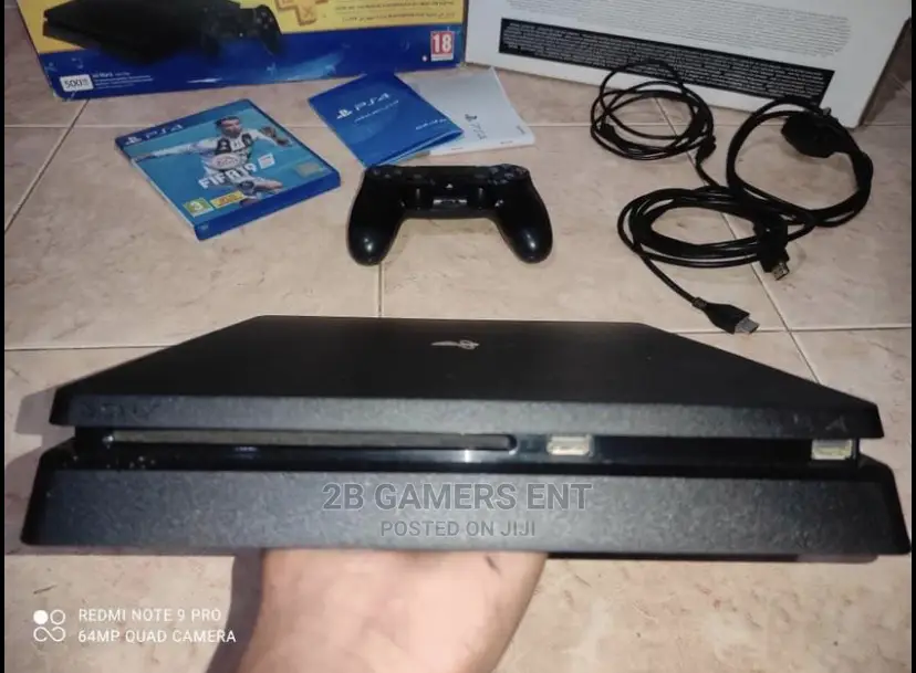 Slim Play Station/Ps4 EX UK, Used