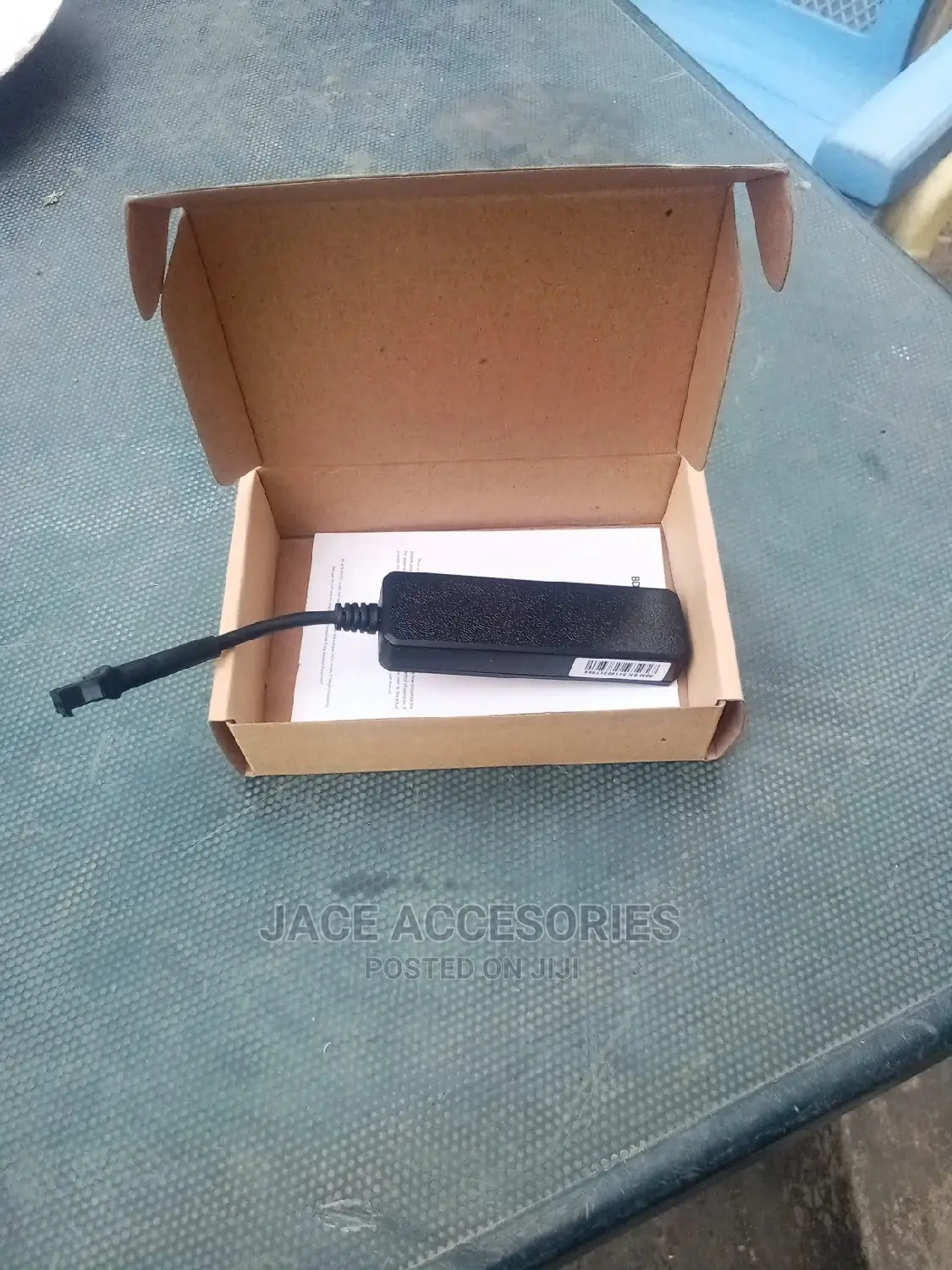 Car/Bike/Tractor/Boat/Airplane GPS Trackers
