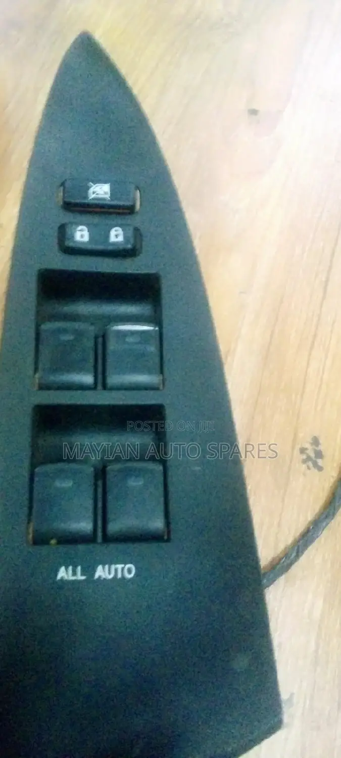 Master Switch for Toyota RAV4 Ac31/Vanguard New Model.