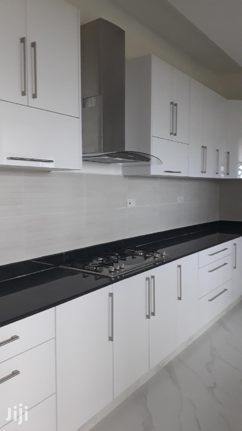 To Let 4 Bedrooms Duplex Nyali