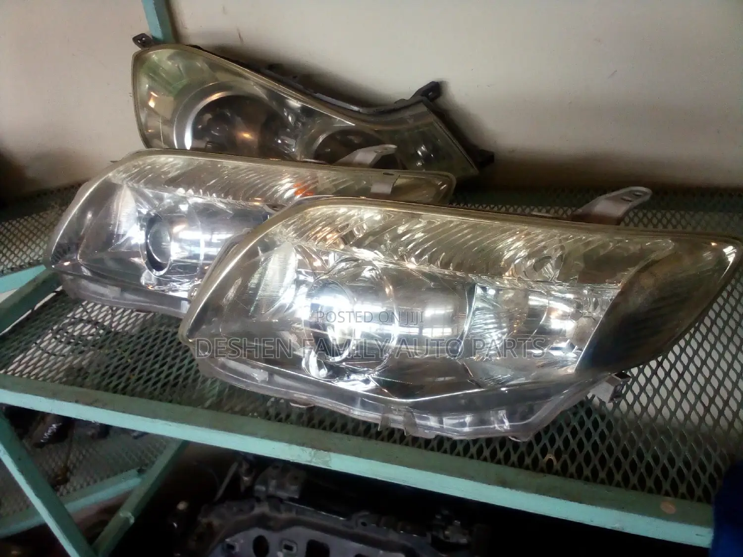 Fielder 2010 Headlight