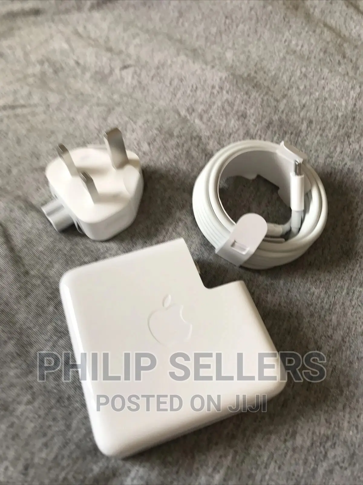 Genuine Apple A1947 USB-C 61W Power Adapter Macbook Air / Pr