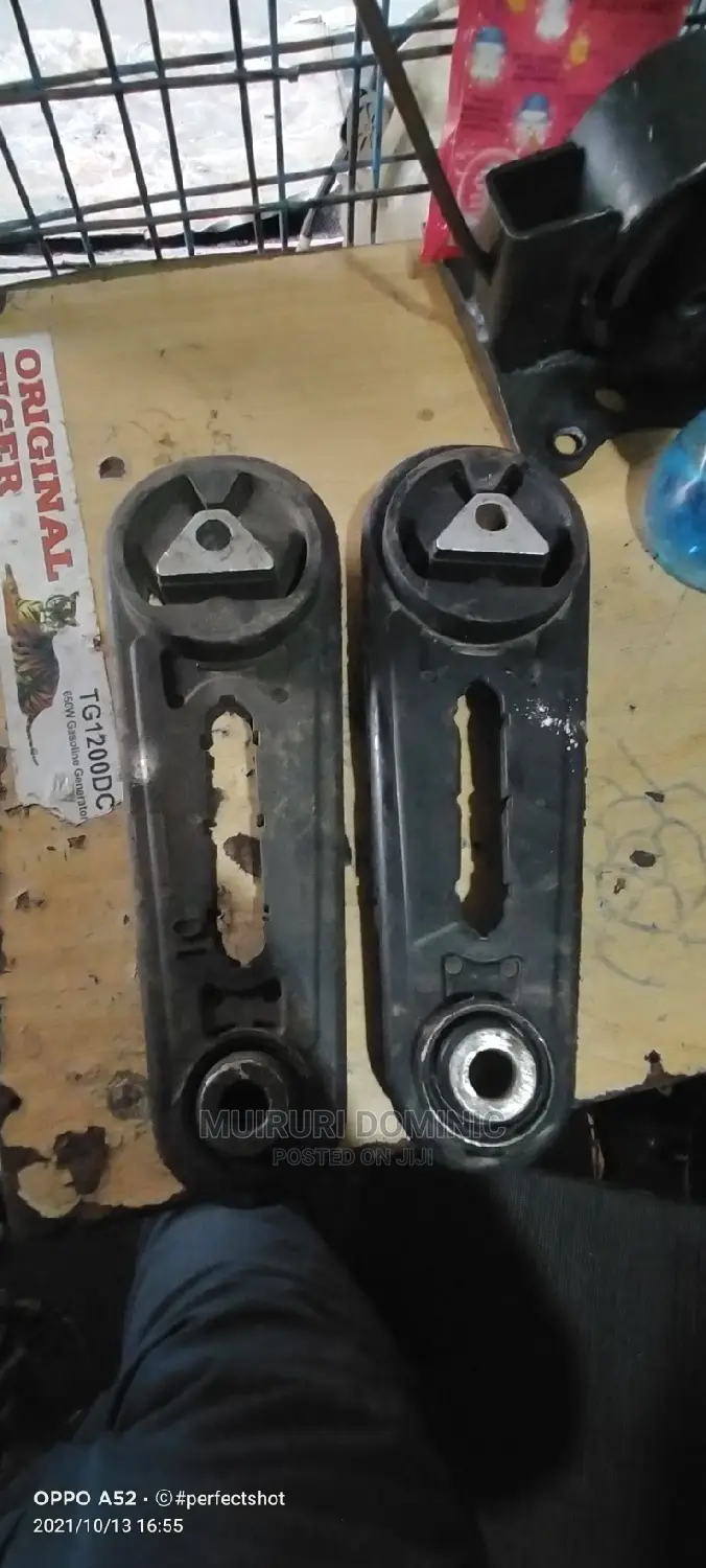 Nissan Tiida/Note/Y12 Gearbox Mounting