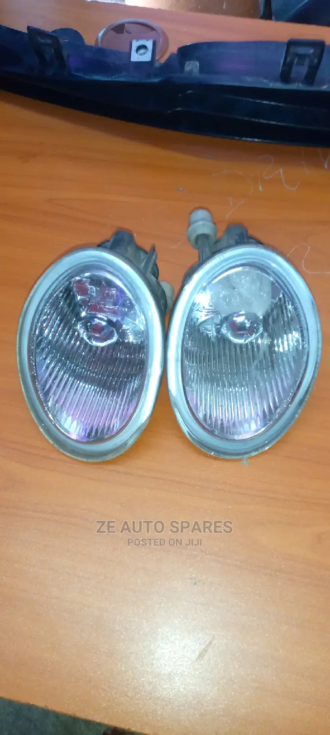Toyota Ipsum Foglights