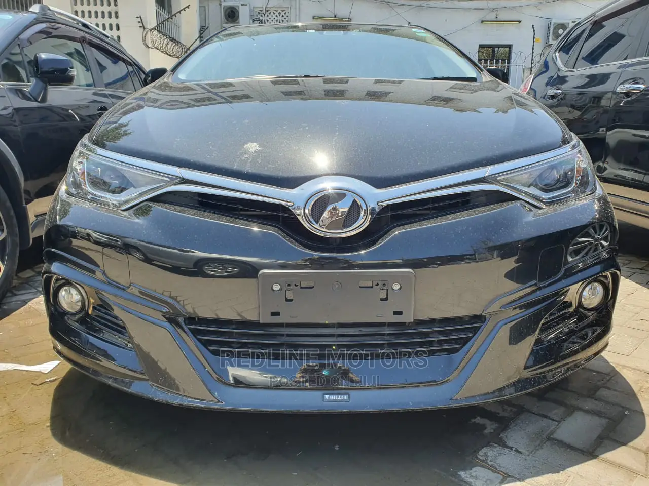 Toyota Auris 2016 Black