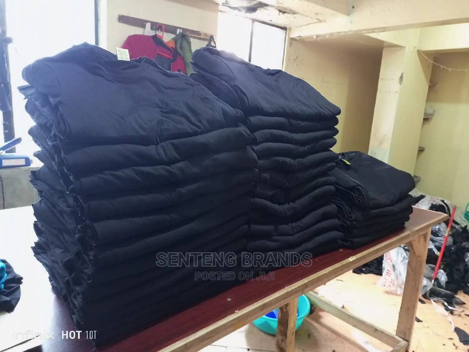 Black Plain T-Shirts Round Neck